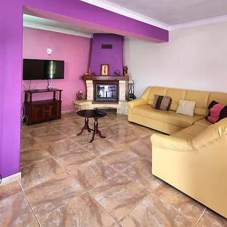 Casa Da Avo Judite Com Vista O Castelo De Prázdninový dům